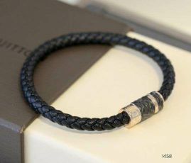 Picture of LV Bracelet _SKULVbracelet11ly2311274